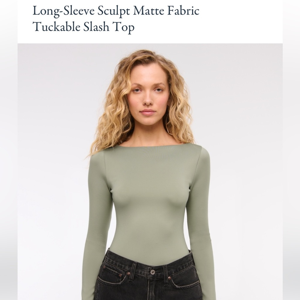 Long-Sleeve Sculpt Matte Fabric Tuckable Slash Top - Sage Green